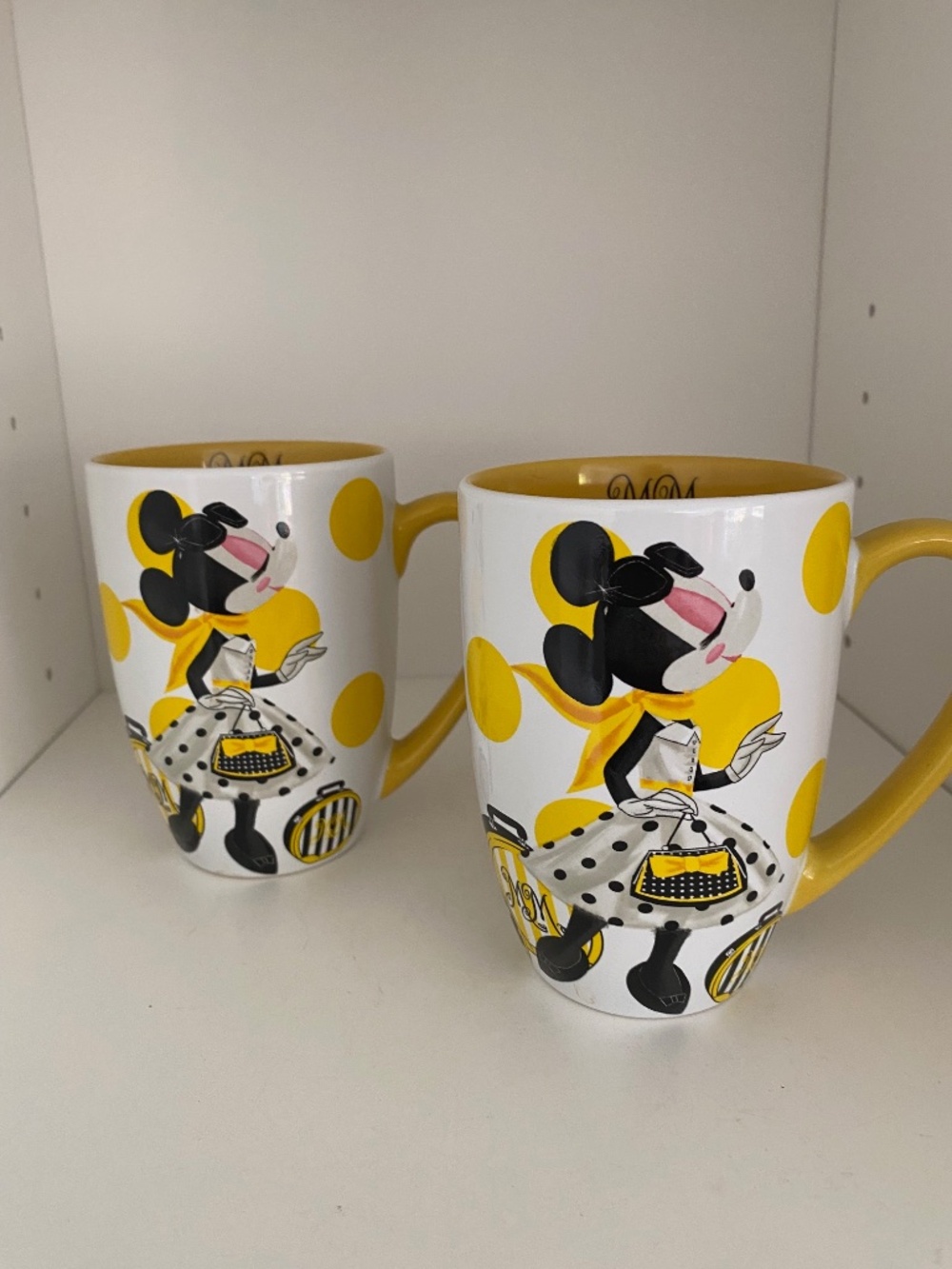 Limited Edition Minnie Mouse Coffee Mug , Genuine, Original, Authentic Disney